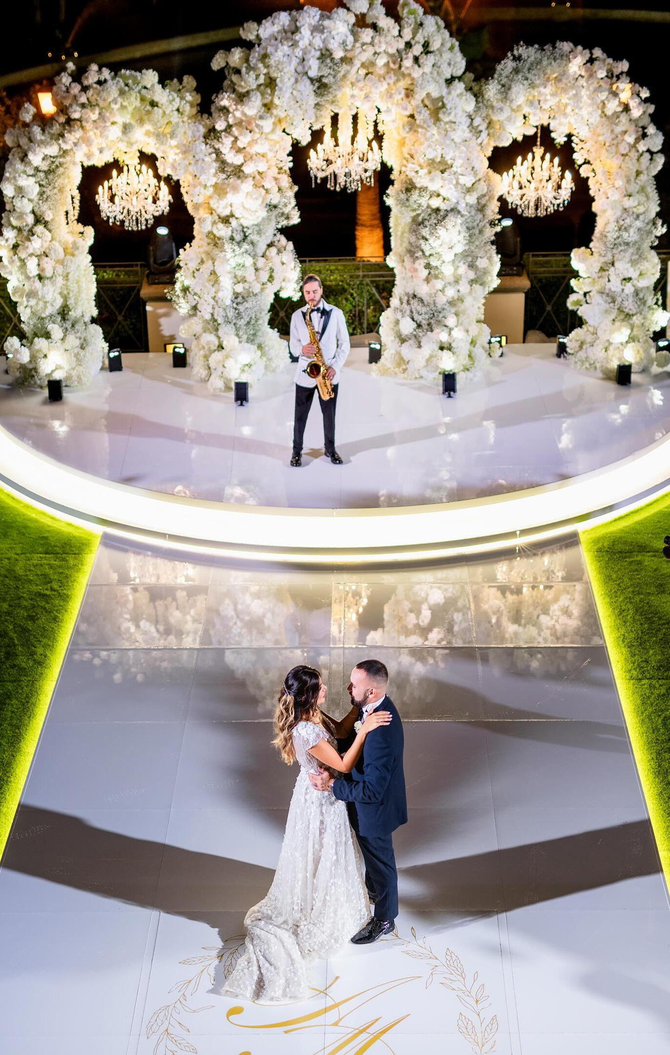 wedding saxophonist and DJ in Florence