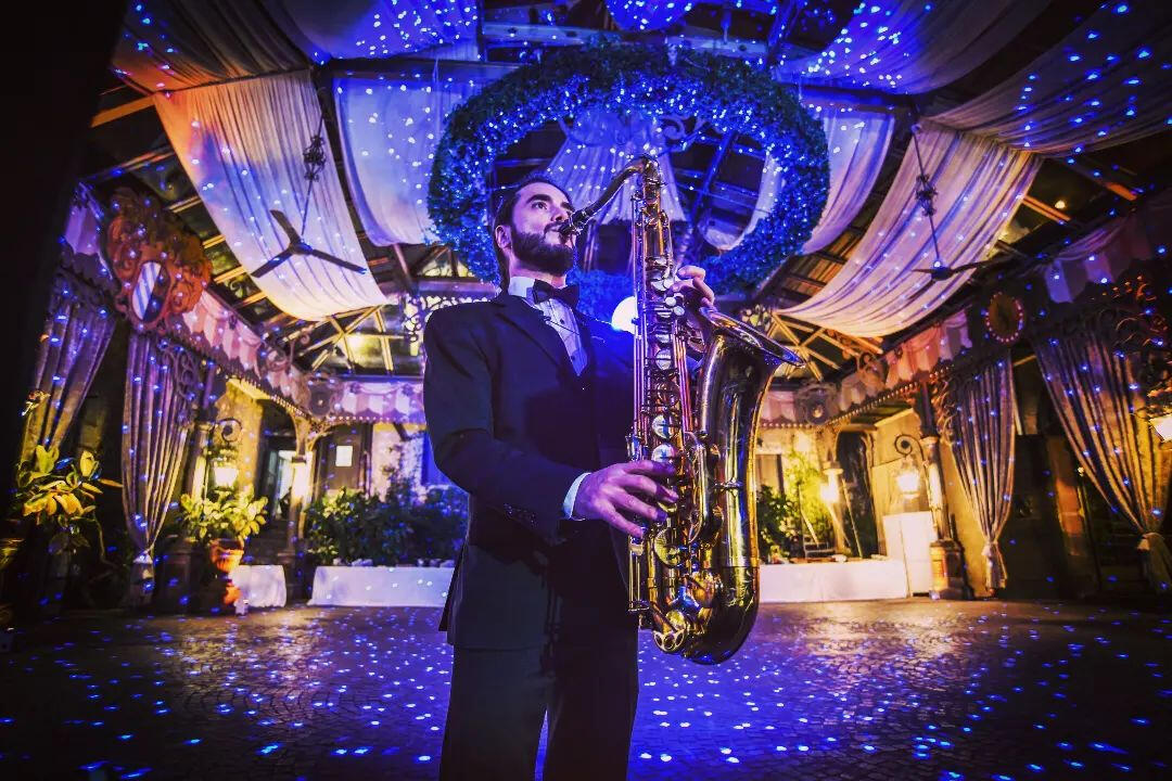 italian wedding sax and DJ